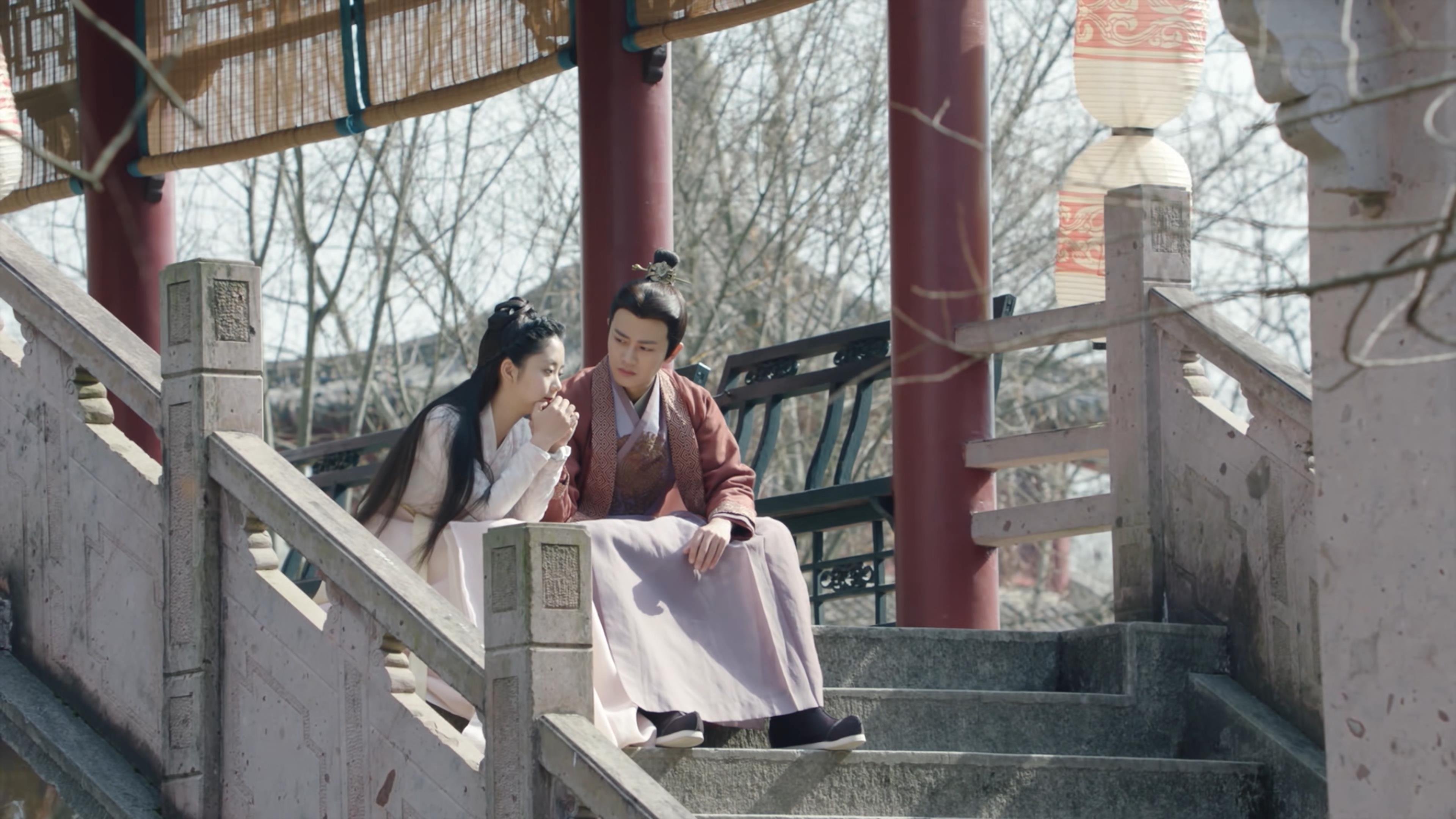 _篮网队团队合作出色，保持领先位置_，篮网队的成员