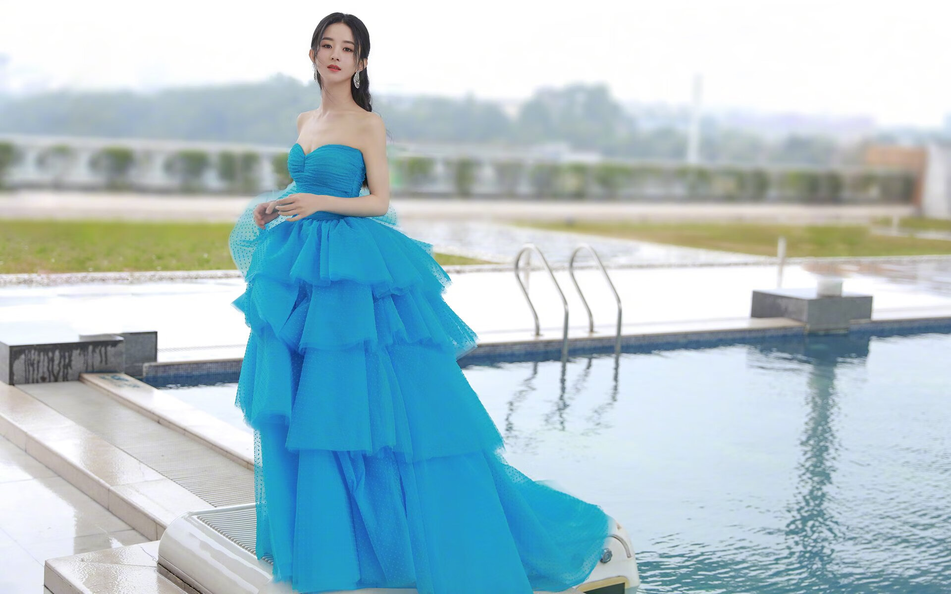 从挫折中崛起：车手的逆境成长故事，励志车手故事