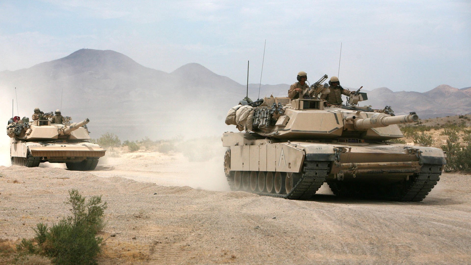 日本骑手高桥洋子在2024年国际马术障碍大奖赛中与“闪电”马匹获得亚军,表现出色。