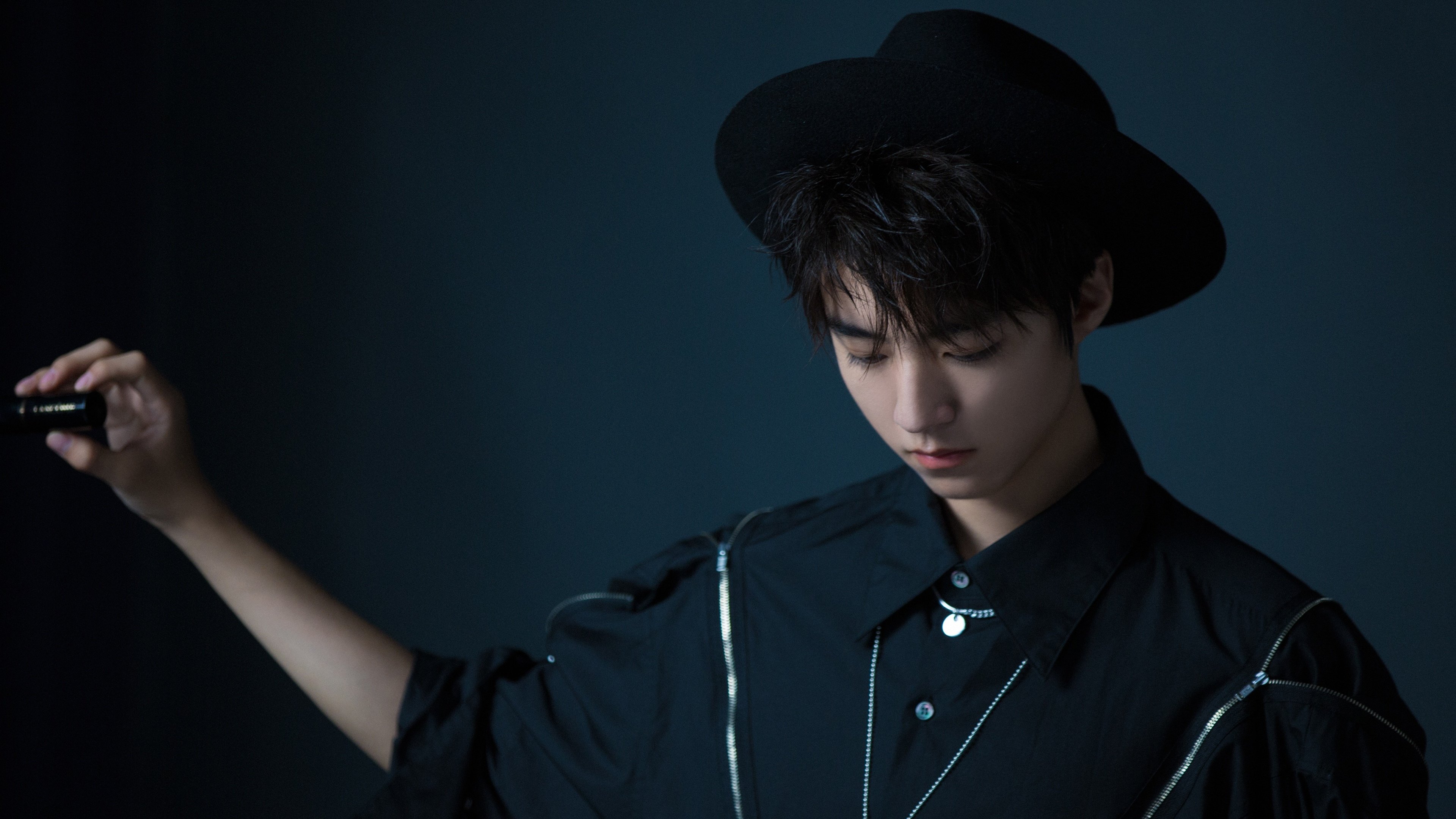 全球篮球比赛的胜者由一球之差决定，这场篮球赛的胜败关键是队员吗