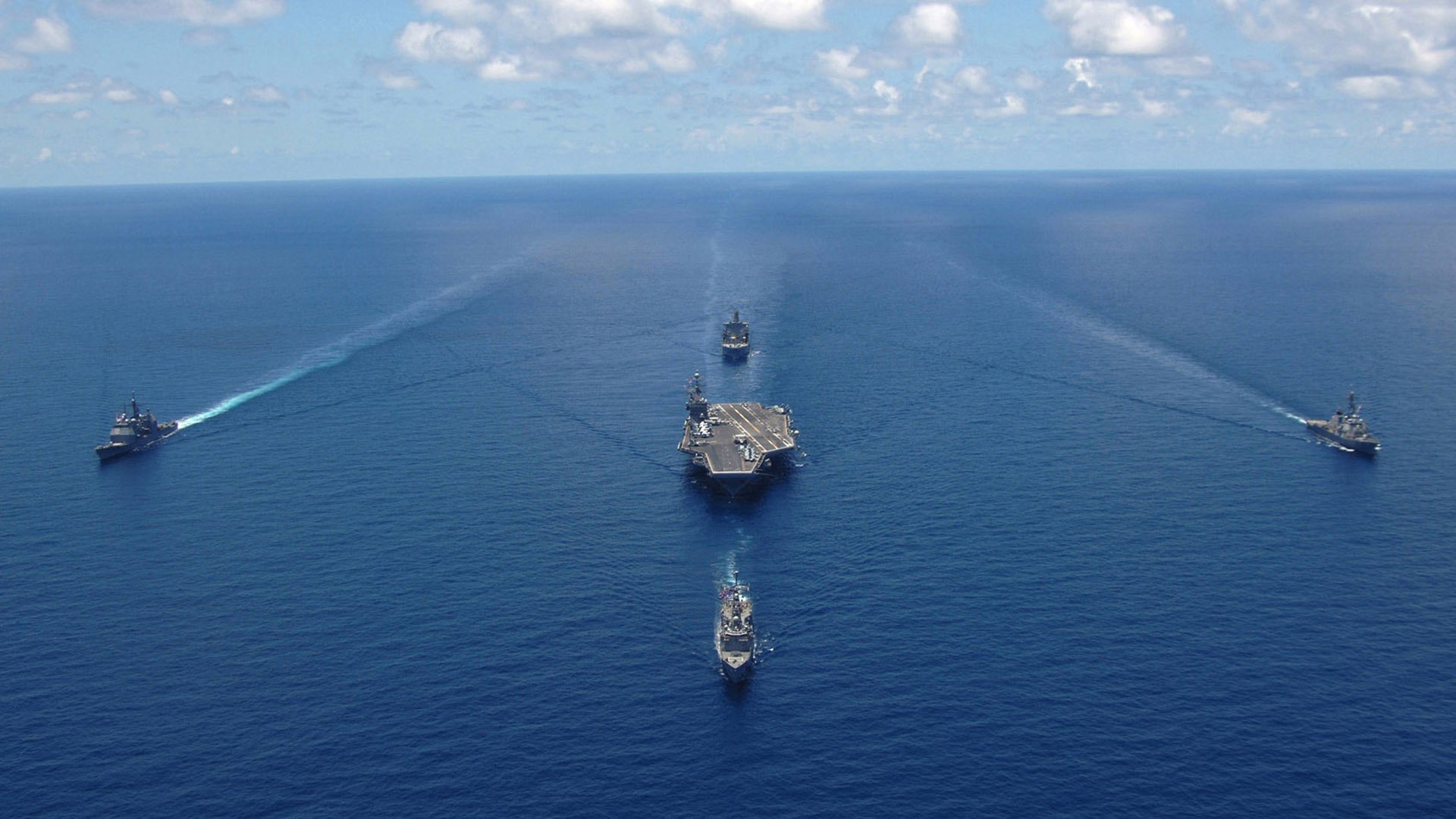 活动吸引了来自深圳市及周边地区的数百名青少年和市民参与。,活动吸引了我作文