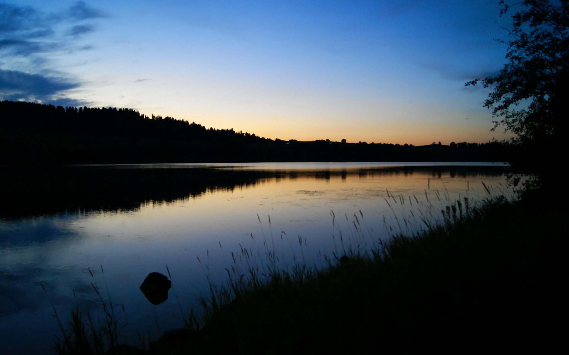 意甲裁判吹罚尺度变化对犯规判罚趋势的统计分析,足球裁判吹一场挣多少钱