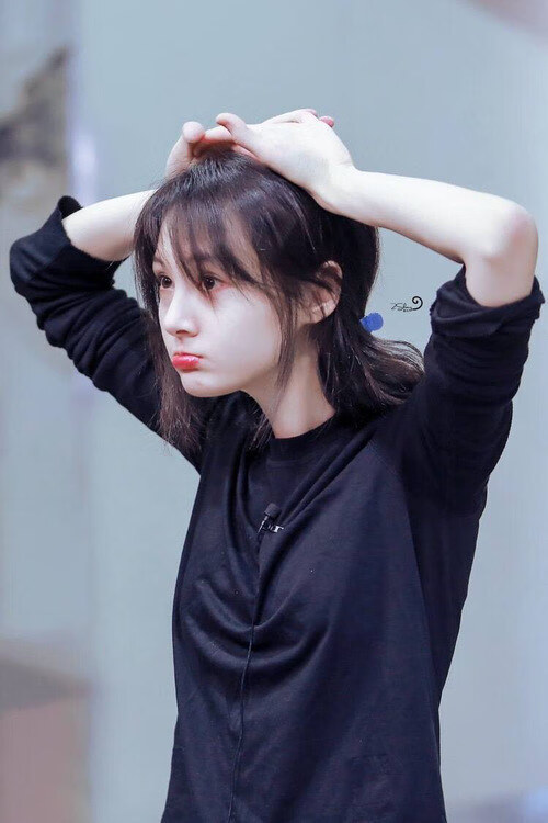 Jiuyou-意甲前场进攻压迫效率与对手失误率之间的多变量分析，意甲球迷冲场